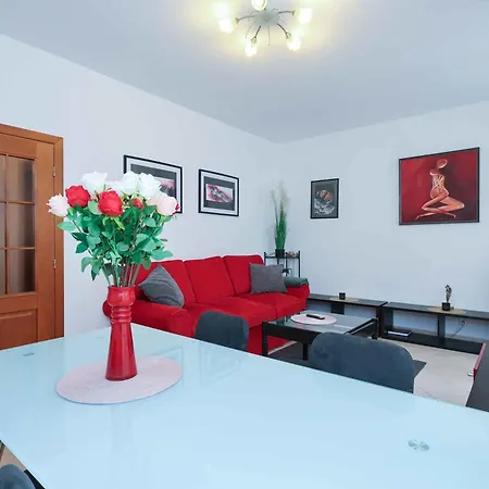 아파트 Spacious Steps From The Centre 브라티슬라바
