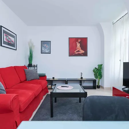 아파트 Spacious Steps From The Centre *
